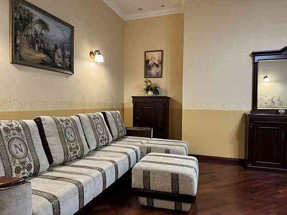 Центр! 2-К Оренда Квартира Олеся Гончара 15/3 Киев