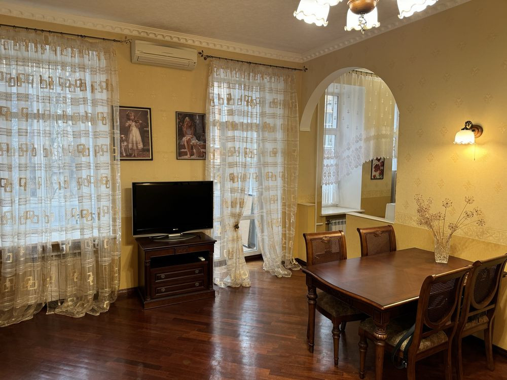 Центр! 2-К Оренда Квартира Олеся Гончара 15/3 Киев - изображение 1