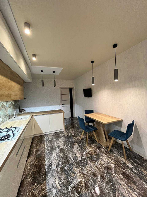 Оренда 1-кім.квартири вул. Залізнична ЖК Веселка Львов - изображение 7