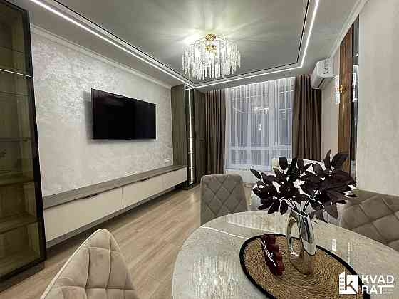 Продаж 2-кімнатної квартири із просторою кухнею-вітальнею Паркова Алея Ивано-Франковск