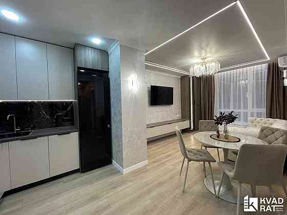 Продаж 2-кімнатної квартири із просторою кухнею-вітальнею Паркова Алея Ивано-Франковск