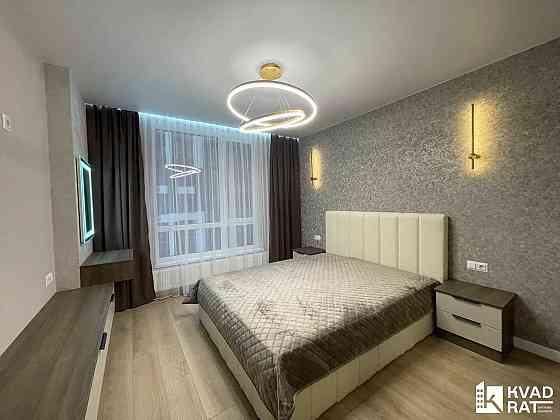Продаж 2-кімнатної квартири із просторою кухнею-вітальнею Паркова Алея Ивано-Франковск