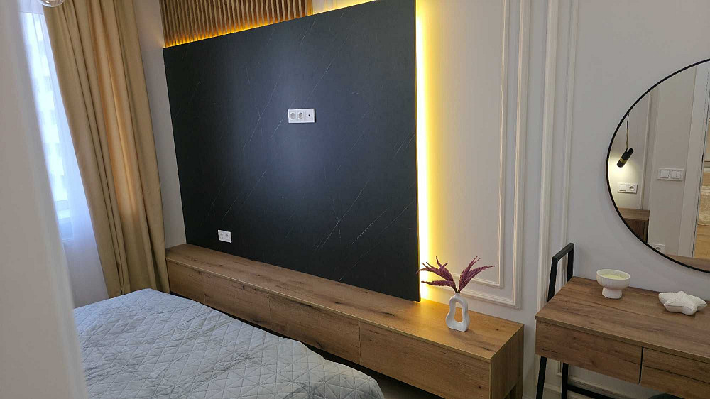 Центр, Кухня-вітальня+дві окремі кімнати, гардеробна, р-н Бандери Ивано-Франковск - изображение 7