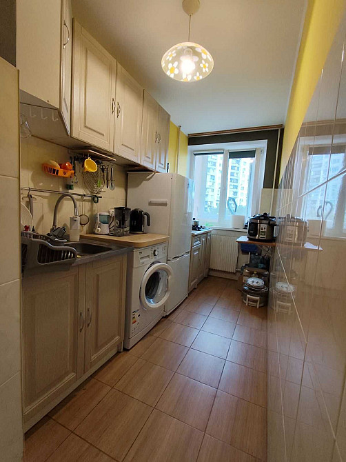 Продам гостинку 29м.кв.,метро Деміївська   46000$ Киев - изображение 2