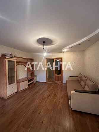 Продам 3 ком.квартиру в кирпичном спецпроекте .Ремонт.Низкий этаж.Газ. Одесса