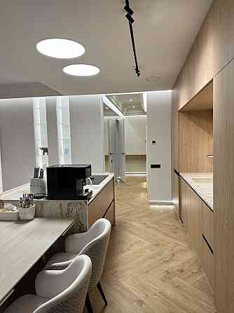 Видова дизайнерська квартира преміум-класу з видом на озеро Рівне