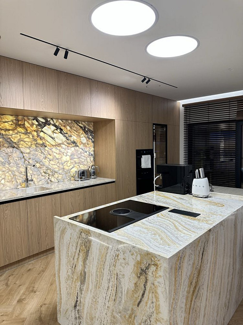 Видова дизайнерська квартира преміум-класу з видом на озеро Рівне - зображення 5