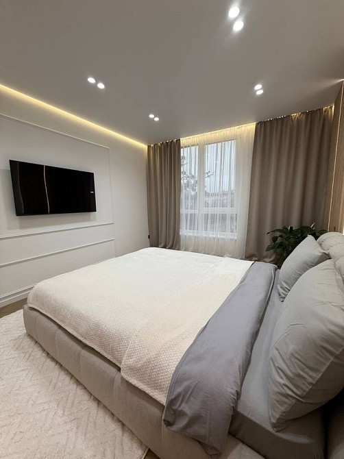 Велика трикімнатна квартира повністю укомплектована в ЖК Family Plaza Ивано-Франковск - изображение 8