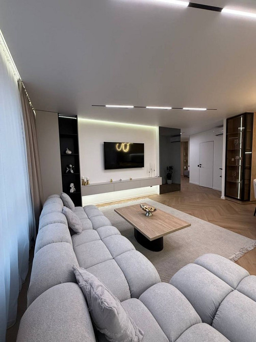 Велика трикімнатна квартира повністю укомплектована в ЖК Family Plaza Ивано-Франковск - изображение 2