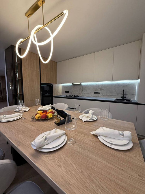 Велика трикімнатна квартира повністю укомплектована в ЖК Family Plaza Ивано-Франковск - изображение 3