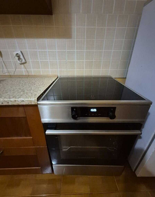 Продаж видової 3 кімнатної квартири, вул. Милославська 4 Киев - изображение 3