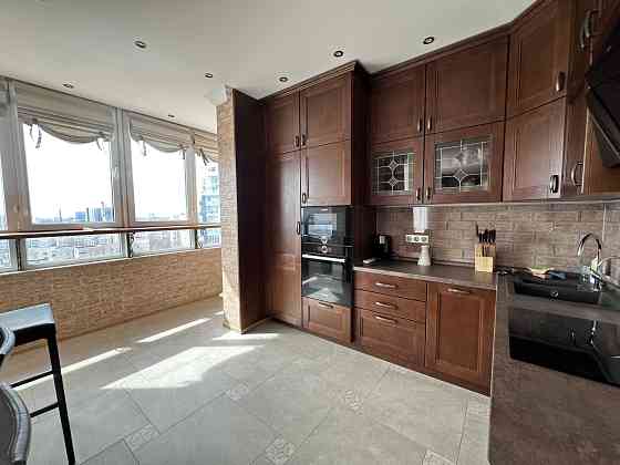 Гольфстрим, 2к 105м с кухней 36м. Полная комплектация. Паркинг в цене. Одесса