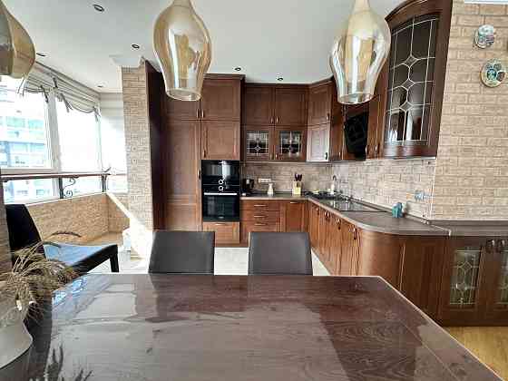 Гольфстрим, 2к 105м с кухней 36м. Полная комплектация. Паркинг в цене. Одесса