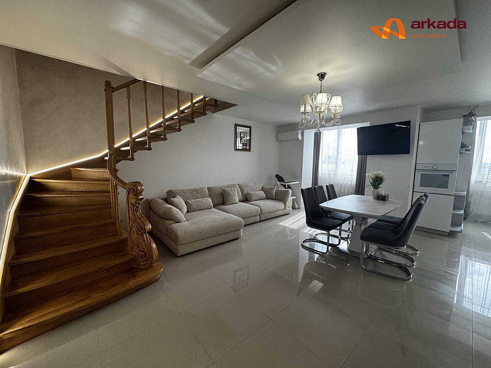 Продаж дворівневої квартири з ремонтом у центрі Івано-Франківськ - зображення 1