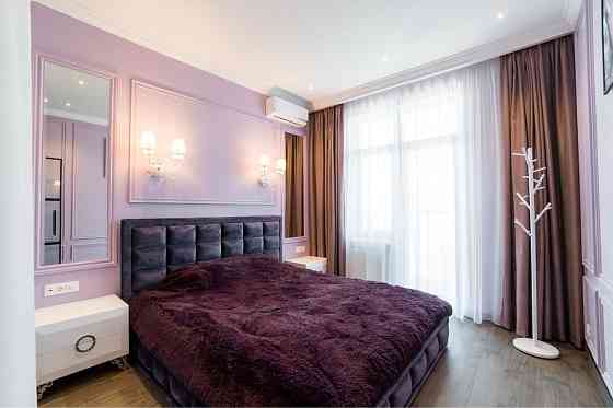 Дизайнерская квартира( 2 спальни) жк Санторини / 10 Фонтана Одесса