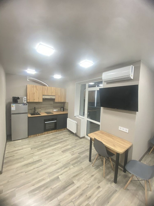 Оренда 1 кімнатна квартира студія Харків - зображення 1