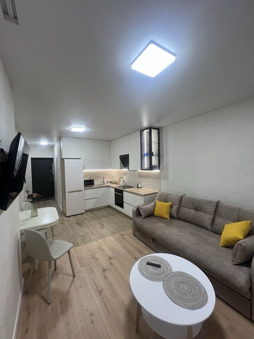 Оренда євро двушки  ЖК Крона парк Бровары - изображение 2