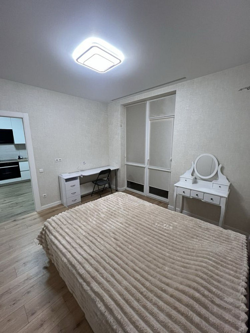 Оренда євро двушки  ЖК Крона парк Бровары - изображение 8