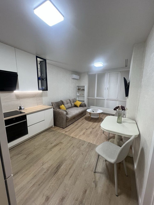 Оренда євро двушки  ЖК Крона парк Бровары - изображение 1