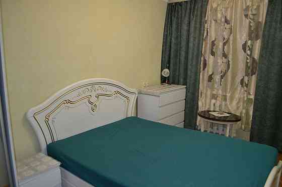 Здаю СВОЮ 2х кв. Берестейський пр 12. довгостроково,недалеко від метро Киев