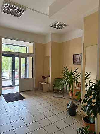 Оренда 3-х кімнатної квартири 117 м2 по вул.  Максима Кривоноса, 17 Киев