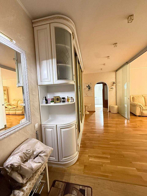 Оренда 3-х кімнатної квартири 117 м2 по вул.  Максима Кривоноса, 17 Киев - изображение 4