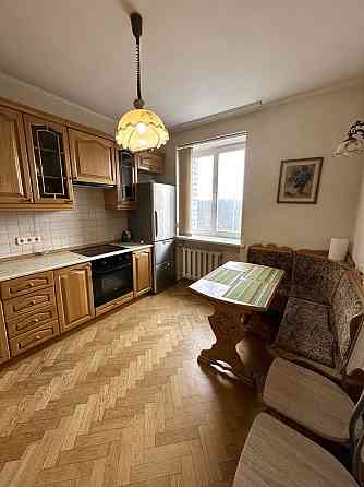 Без%. Оренда 3к квартири. Ст.м. Житомирська. Верховинна 91. Озеро 5хв Киев