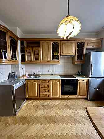 Без%. Оренда 3к квартири. Ст.м. Житомирська. Верховинна 91. Озеро 5хв Киев