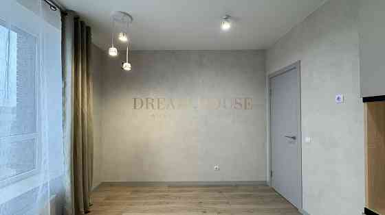 Однокімнатна з ремонтом у центрі міста. Газове опалення! Ирпень