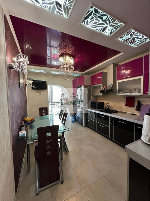 Продам у центрі міста чудову 2-х рівневну квартиру.р-н Юску Каменец-Подольский - изображение 2