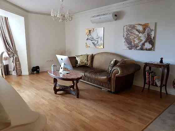 Продам 2-кімнатну дворівневу квартиру по вул. Старокозацька, 38. Дніпро