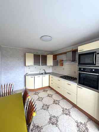 Здам 1-ну на Піщаному Біла Церква