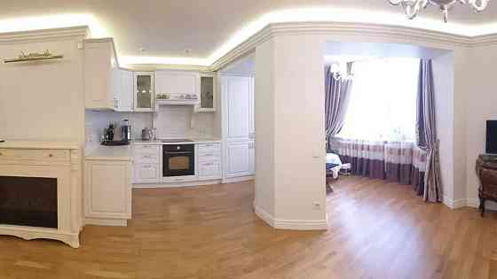 Продаж ексклюзивної, 2к, дворівневої квартири в центрі міста. Дніпро