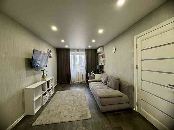 Продам 1 кім. 12 квартал / Б. Хмельницького/ Тополь Дніпро