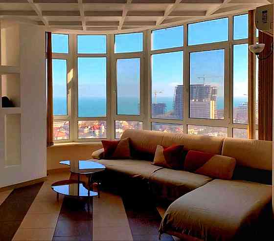 Французский бульвар. Прямой вид на море со всех комнат. Ремонт. Мебель Одесса