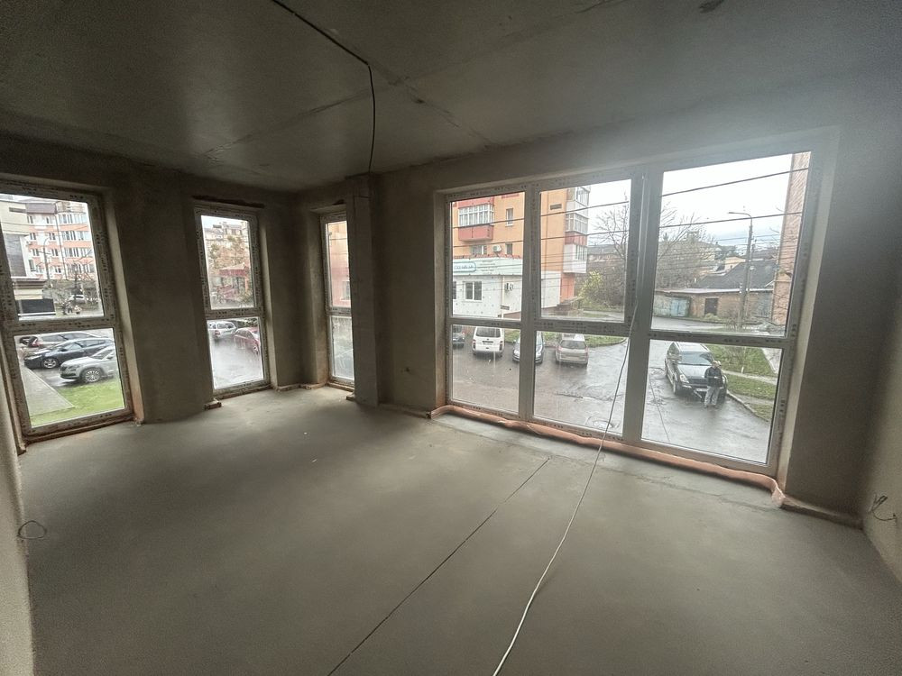 Продаж 2 кімн квартири , вул Клешканя, центр міста Ровно - изображение 7