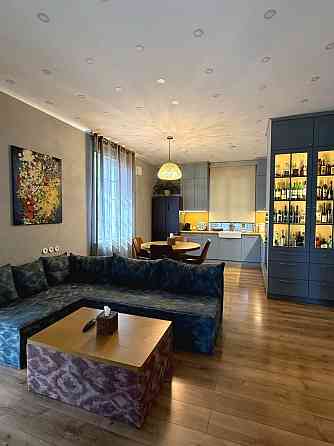 3 комнатная проспект Почтовый, 19 рядом ул. Поля, Коммерческая Кривий Ріг