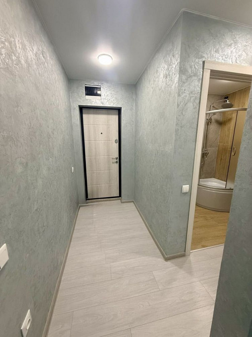 Сучасна 2-кімнатна квартира з євроремонтом Біла Церква - зображення 3