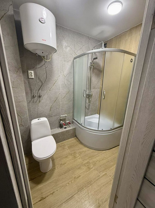 Сучасна 2-кімнатна квартира з євроремонтом Біла Церква - зображення 6