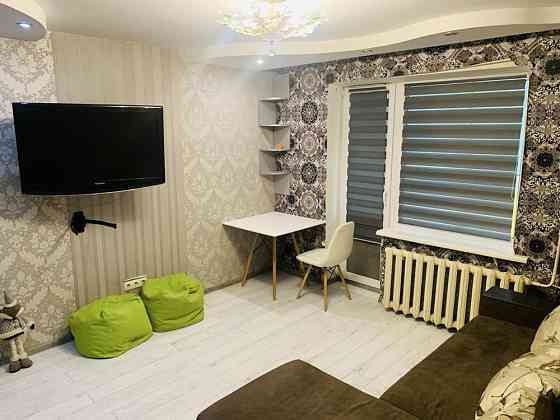 Чудова 1 кімнатна квартира по вул .Олександра Махова 8А Борщагівка Киев