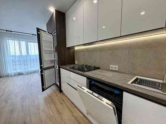 Продам 2-х кімнатну квартиру , укомплектована. Щасливе Рівне