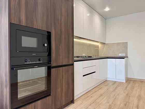 Продам 2-х кімнатну квартиру , укомплектована. Щасливе Рівне