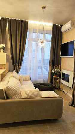 Красива і затишна квартира с террасою Буча