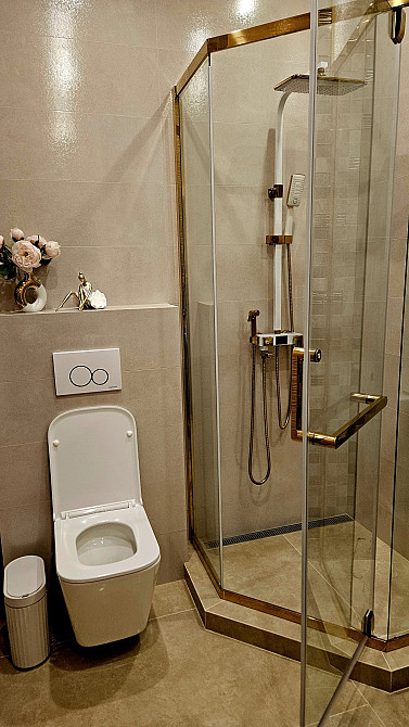 Красива і затишна квартира с террасою Буча - зображення 4