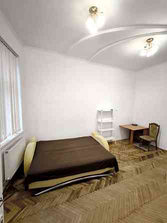 Оренда 1 кім Коломия вул Театральна Коломия