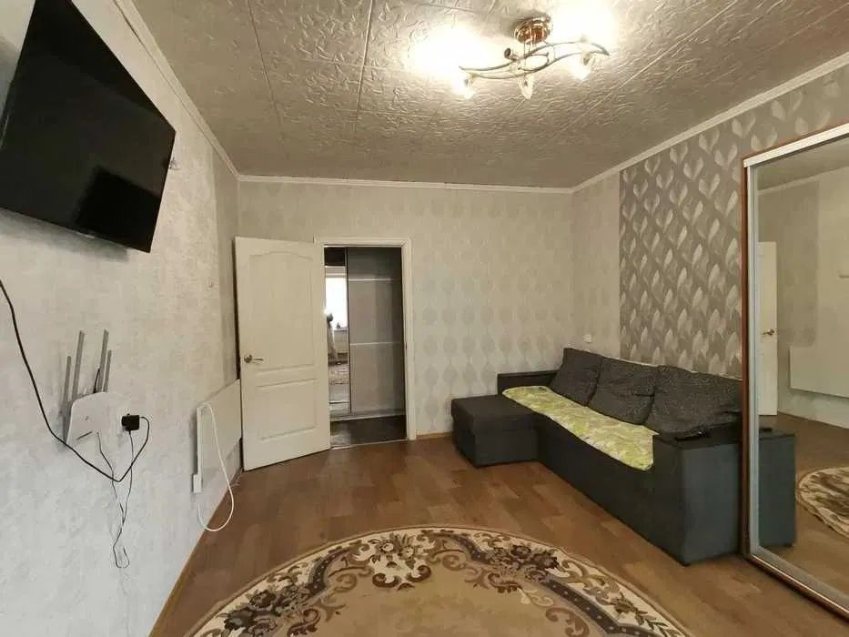 Оренда 3к Г Крут четвертий поверх Суми - зображення 2