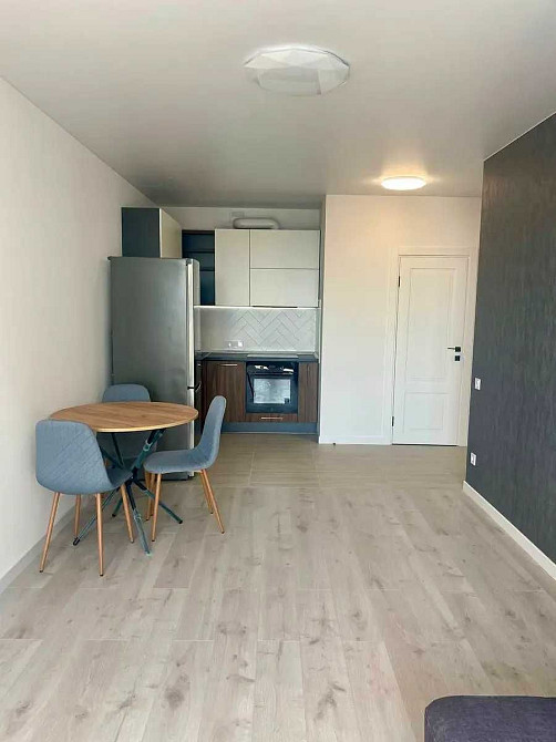 Простора квартира ЖК Славутич вулиця Зарічна метро Славутич Бажана Киев - изображение 2