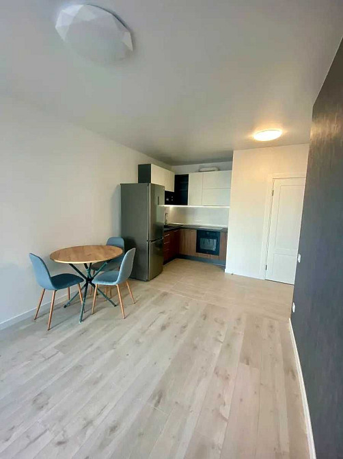 Простора квартира ЖК Славутич вулиця Зарічна метро Славутич Бажана Киев - изображение 4