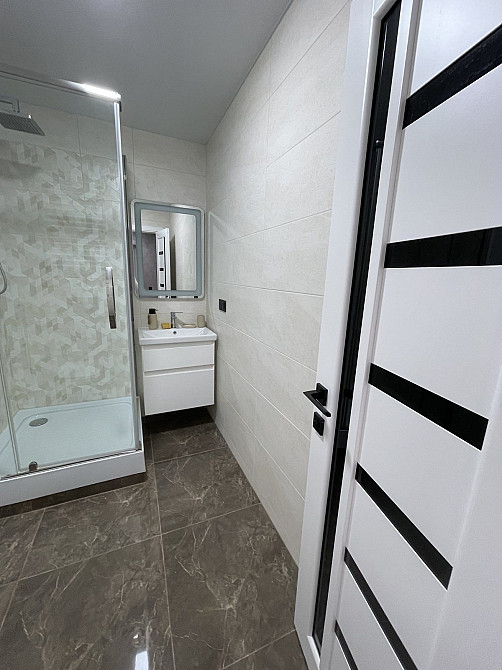 Оренда нової просторої квартири у новому будинку Тернопіль - зображення 8