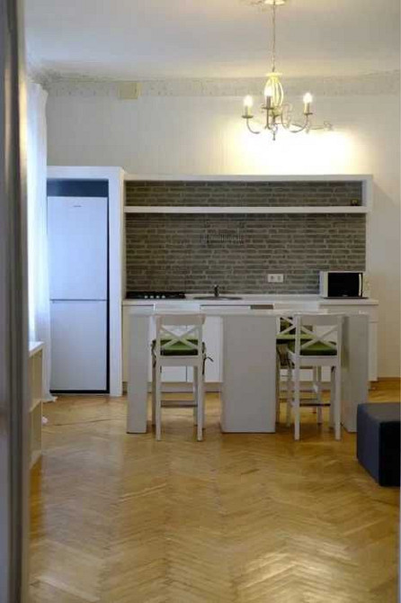 Оренда 3к квартири Шевченківський Білоруська 30 Киев - изображение 1